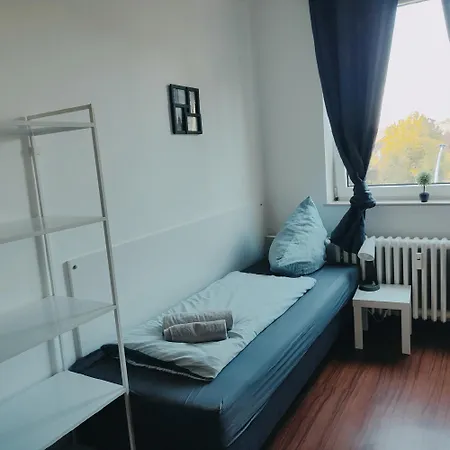 아파트 Monteurwohnung Messewohnung Sued Grenze Duesseldorf 6 Personen