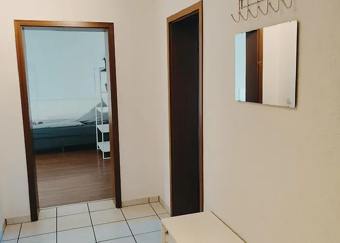 Apartamento Monteurwohnung Messewohnung Süd Grenze Düsseldorf 6 Personen *